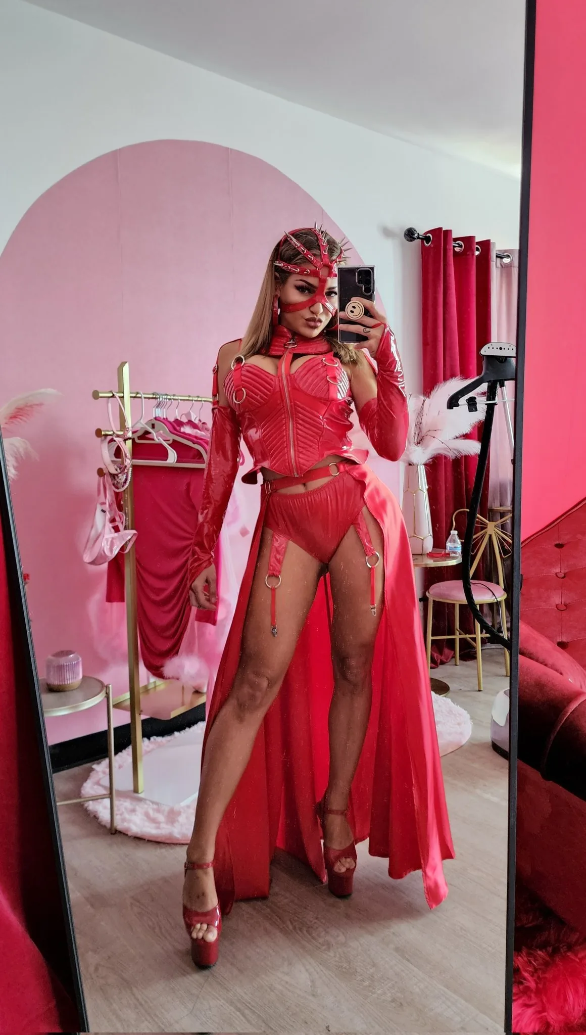 Lara Sparkles - Escort Kensington